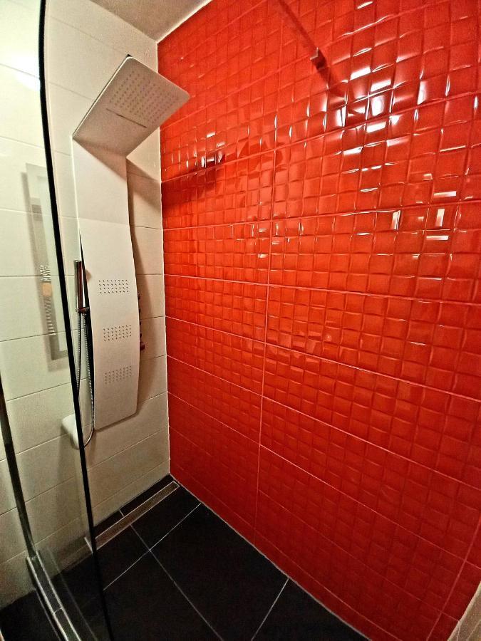 Buckingham Palace Apartman, Дебрецен Экстерьер фото